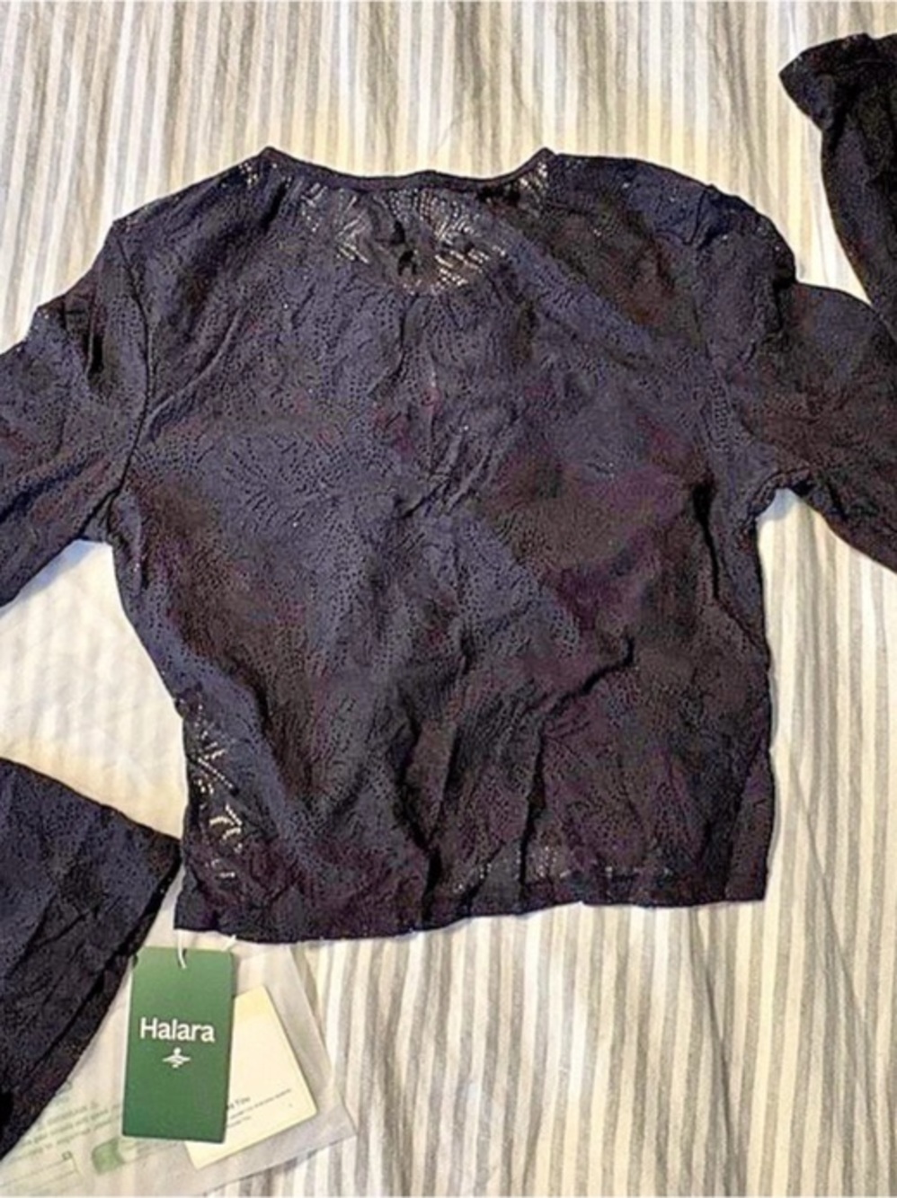 Halara Lace Long Sleeve Cutout Crop Top Black Lace Long Sleeve Crop Top XL M